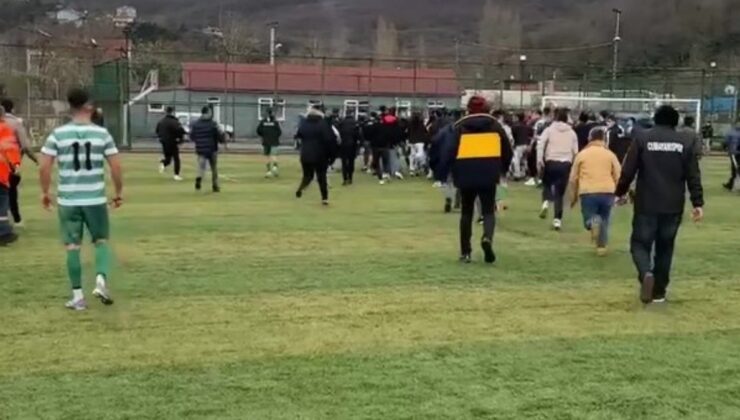 Zonguldak’ta amatör maçın bitiş düdüğüyle saha karıştı