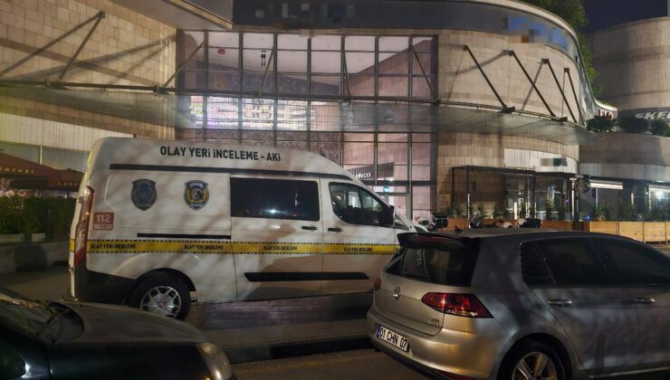 Adana’da AVM’deki kuyumcuya giren hırsız 3 kilogram altın ve 100 bin TL çaldı