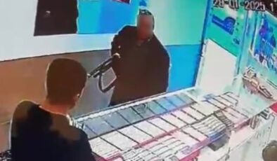 Adana’da borcunu ödemek için kuyumcuyu soymaya çalıştı: Yakalandı