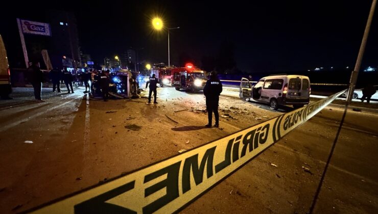 Adana’da hafif ticari araçlar çarpıştı: 1 kişi öldü