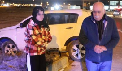 Aksaray’da evlenme vaadiyle getirdiği Suriyeli kadınla kaçarken kaza yaptı