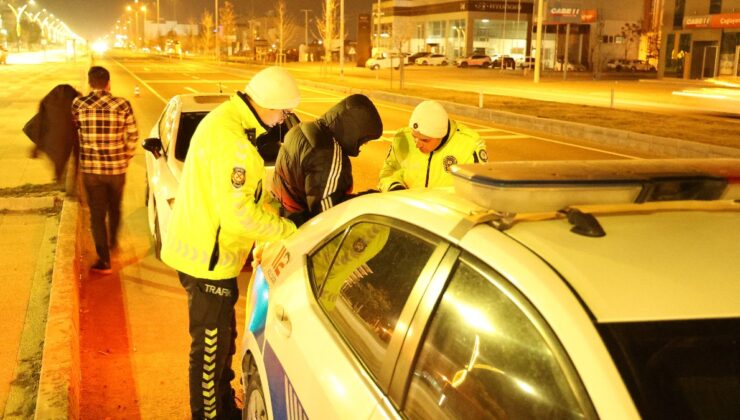 Aksaray’da üçüncü kez alkollü yakalanan sürücünün ehliyetine 5 yıl el konuldu
