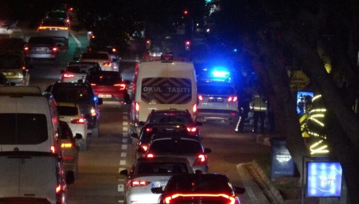 Antalya’da otomobille çarpışan motosikletteki polis yaralandı