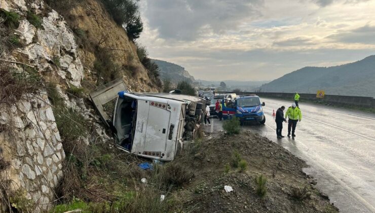 Aydın’da festivale gidenler taşıyan araç devrildi: 23 yaralı
