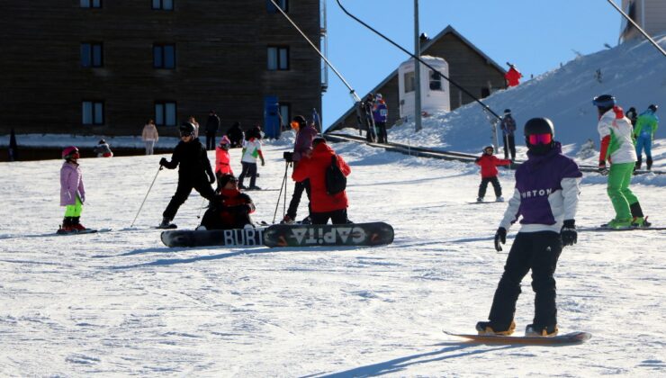 Bolu Kartalkaya’ya yarı yıl tatilinde 50 bin tatilci