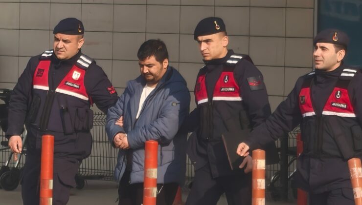 Bursa’da kendisini doktora götürmek isteyen babasını bıçakladı