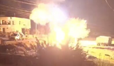 Diyarbakır’da, elektrik trafosu patladı