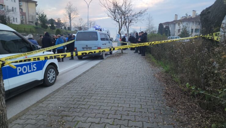 Düzce’de minibüsünü park eden sürücü kalp krizi geçirip öldü