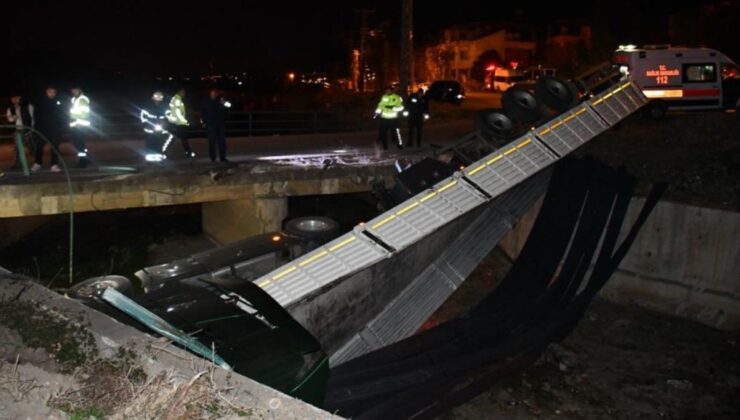 Hatay’da köprüden uçan tırın sürücüsü aracı bırakıp kayıplara karıştı