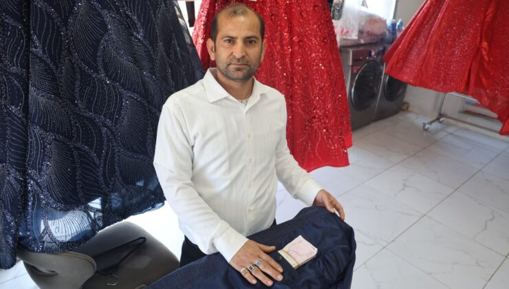 Hatay’da kuru temizlemeci yıkadığı ceketin cebinde desteyle para buldu