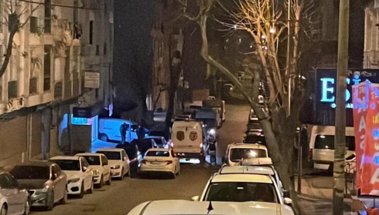 İstanbul Esenyurt’ta oto yıkamacıda bir kişi silahla öldürüldü