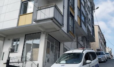 İstanbul’da dini nikahlı eşini bıçaklayan şahıs kayınpederini de vurdu