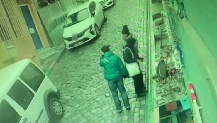 İstanbul’da yokuştan kayan otomobil yayayı ezdi