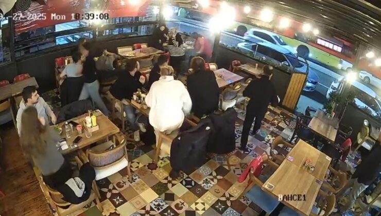 Kadıköy’de seyir halindeki araçtan restorana torpilli saldırı