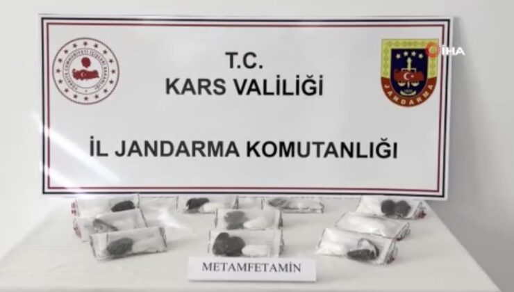 Kars’ta İranlı yolcunun makatından uyuşturucu çıktı