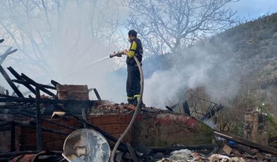 Kastamonu’da korkutan ev yangını