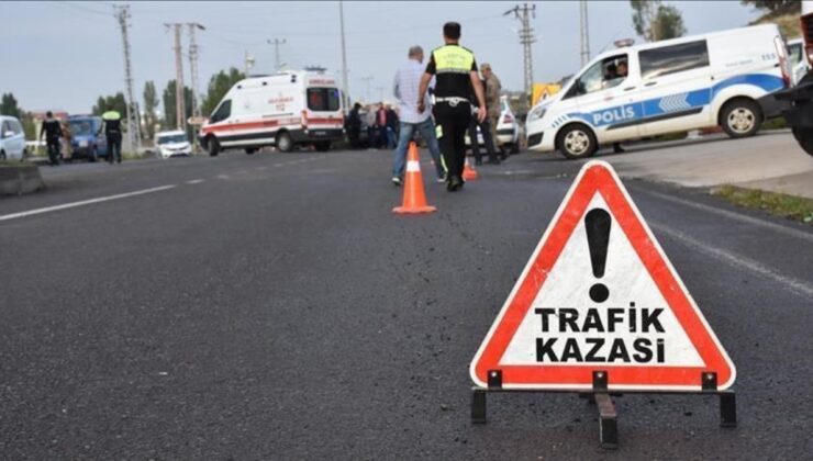 Kocaeli’de jandarma trafik aracı kaza yaptı