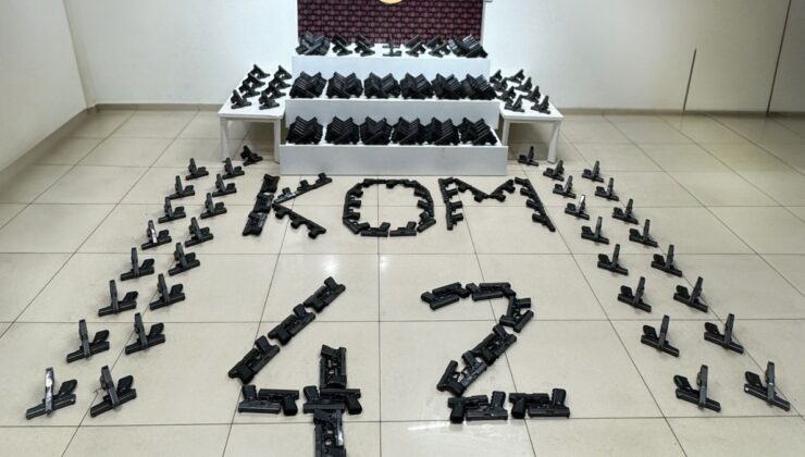 Konya’da evlerinden cephanelik çıkan baba ve oğlu tutuklandı