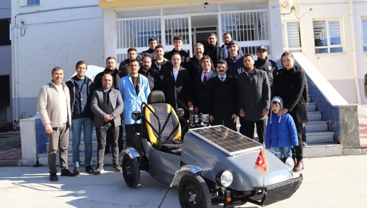 Manisa’da liseliler hurdalardan güneş enerjisiyle çalışan otomobil yaptı