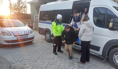 Manisa’da okulların açıldığı ilk gün okul servisleri ve sürücüler denetlendi