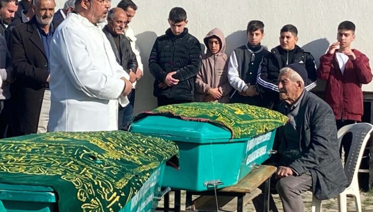 Manisa’da su dolu çukurda ölen kuzenler için cenaze töreni düzenlendi