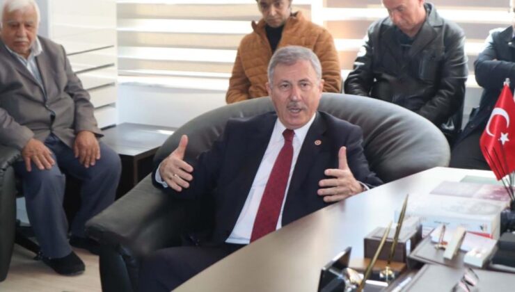 Muğla’da Milletvekili Selçuk Özdağ gazeteciyi azarladı