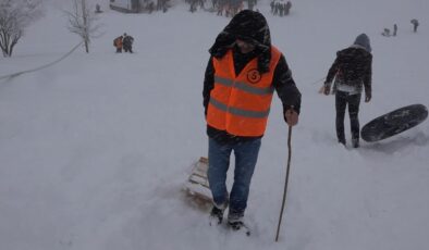 Rizelilerin Snowboard’ı Petranboard nefes kesti