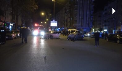 Samsun’da dur ihtarına uymayan ehliyetsiz sürücü kaza yaptı: 3 yaralı