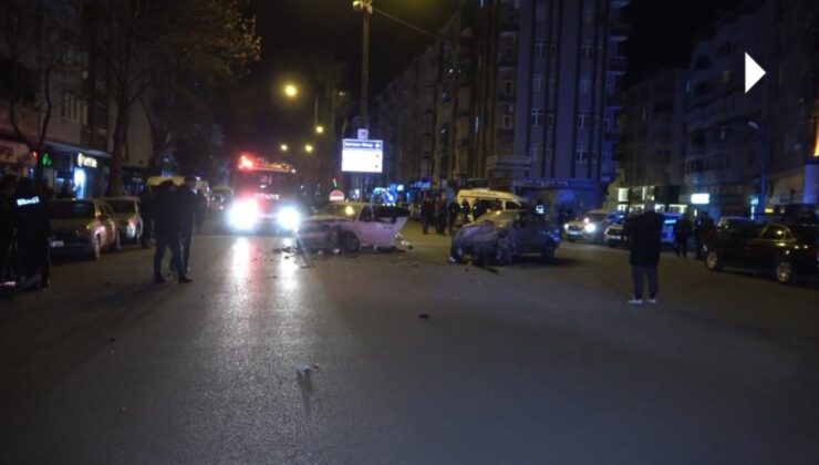 Samsun’da dur ihtarına uymayan ehliyetsiz sürücü kaza yaptı: 3 yaralı