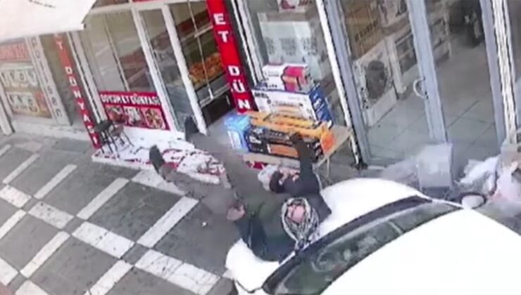 Şanlıurfa’da kaza yaparak savrulan otomobilin çarptığı baba ve oğlu yaralandı