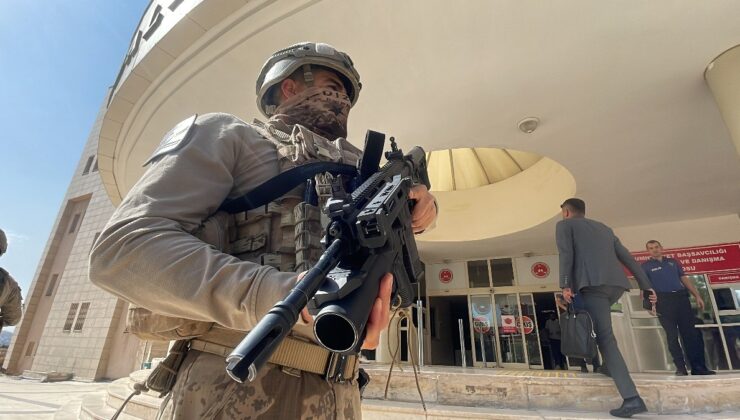 Şanlıurfa’da MİT mensubuyum deyip şantaj yapıyordu: Yakalandı