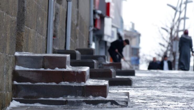 Soğuk rekoru yine Erzurum’da