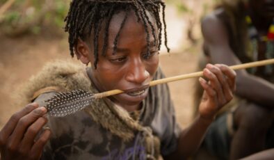 Tanzanya’da Hadzabe Kabilesi avcı-toplayıcı yaşam sürüyor
