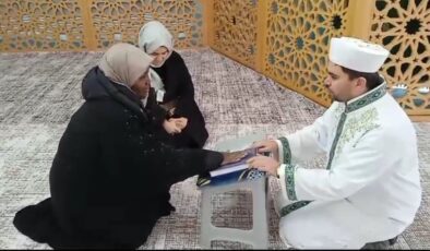 Adıyaman’da Kenyalı kadın Müslüman oldu