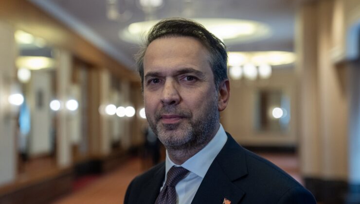 Alparslan Bayraktar: Elektrik ve doğalgaz nisana kadar zam yok