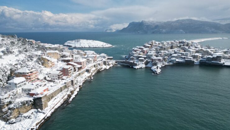 Amasra beyaz örtüsünü giydi