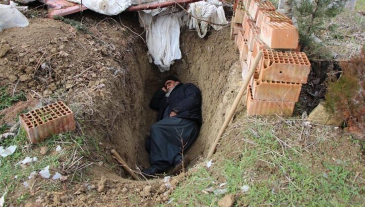 Amasya’da kendi mezarını kazdı: Geceleri gidip yatıyor