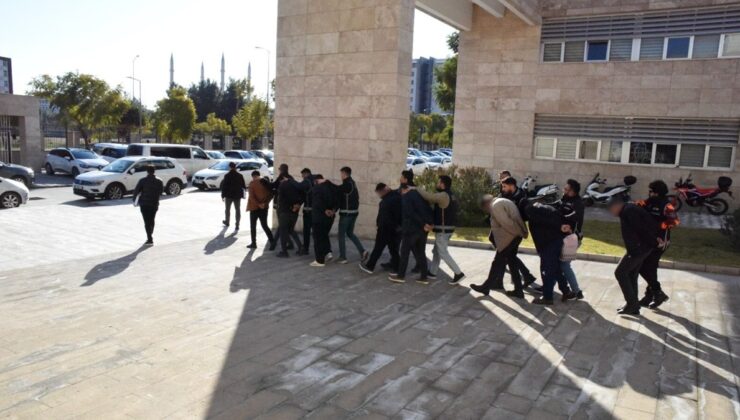 Antalya’da 92 milyon liralık tefecilik operasyonunda yakalanan 7 zanlı tutuklandı