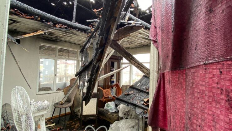 Aydın’da sobadan çıkan yangın evi kullanılamaz hale getirdi
