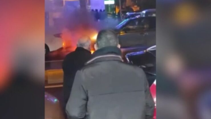 Bağcılar’da park halindeki otomobilde yangın