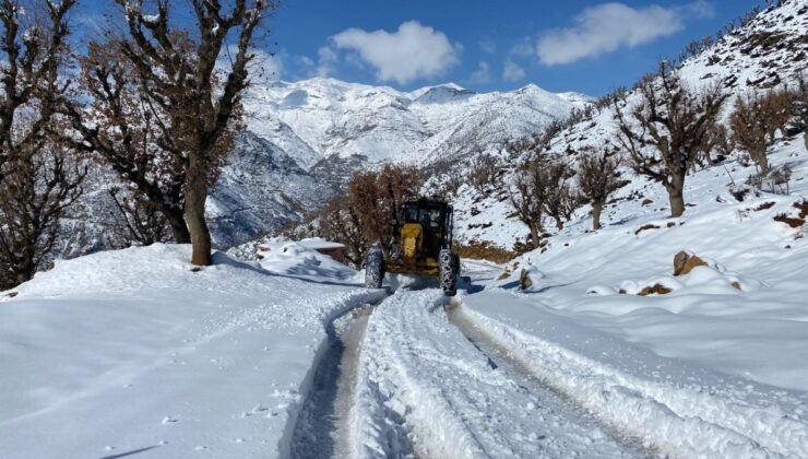 Batman’da karla kaplı mezra yolları ulaşıma açıldı
