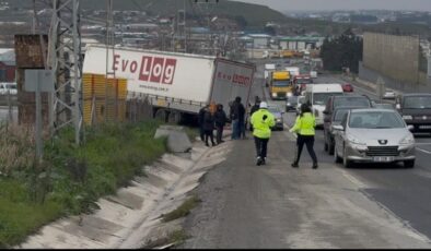 Büyükçekmece’de arızalanan tırın altında can verdi