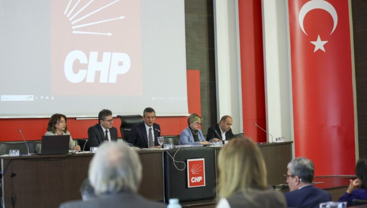 CHP Parti Meclisi toplandı: Gündem erken seçim