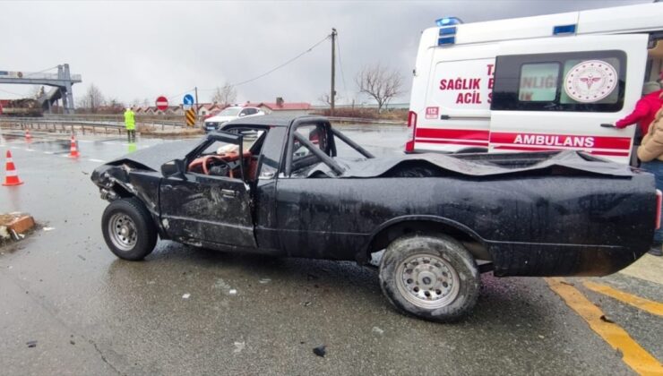 CHP Rize Milletvekili Tahsin Ocaklı, trafik kazası geçirdi