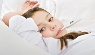 Çocuklarda geçmeyen ateşe dikkat