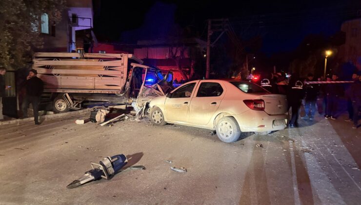 Denizli’de kamyonet ile otomobil çarpıştı: 1 ölü