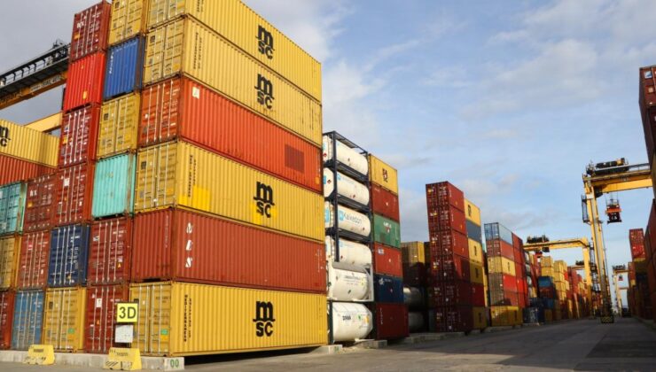 Depremden etkilenen illerin mal ve hizmet ihracatı gelişti