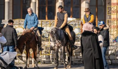 Endülüs’ten Mekke’ye at üstünde Hac yolculuğu