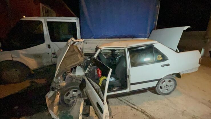 Eskişehir’de kaptırdığını ehliyetini alan alkollü sürücü kazada ağır yaralandı