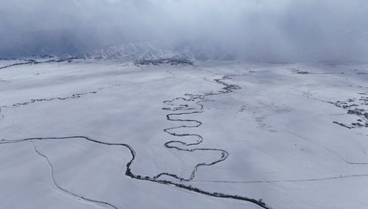 Hakkari Nehil Deresi’ndeki menderesler görüntülendi